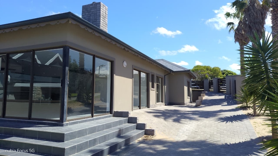 3 Bedroom Property for Sale in Marina Martinique Eastern Cape